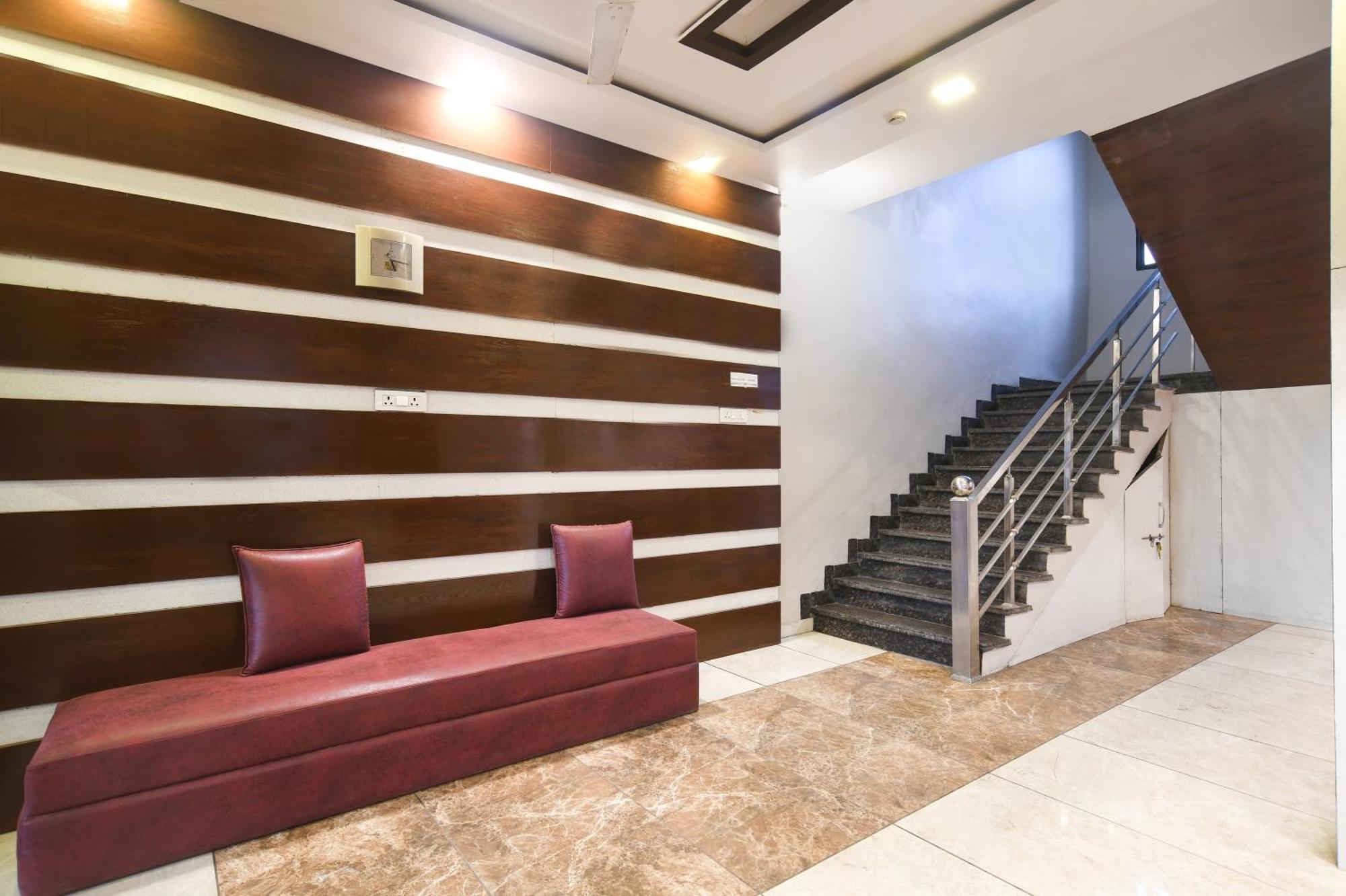 Townhouse Prime Stay Indore Ngoại thất bức ảnh